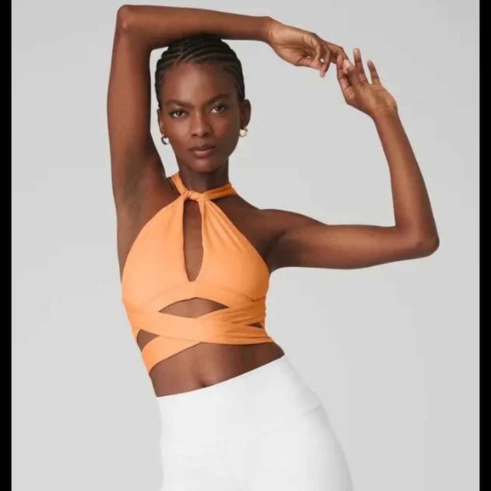 EUC ORANGE Alo yoga switch it up bra